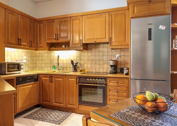 Renaissance City Apartment \