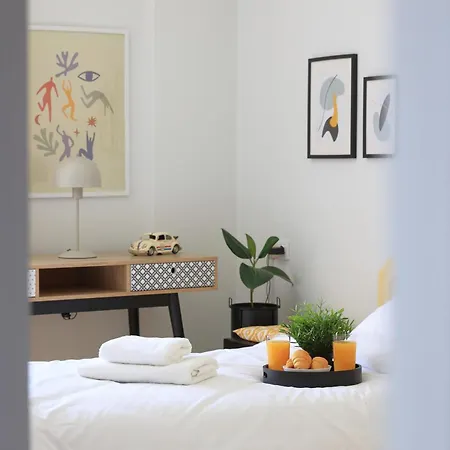 Renaissance City Apartment 